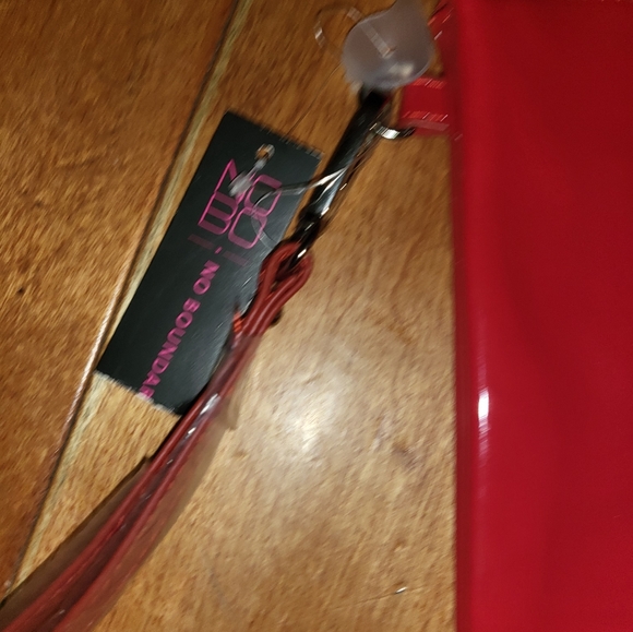 Red clutch bag Nwt - Picture 6 of 9